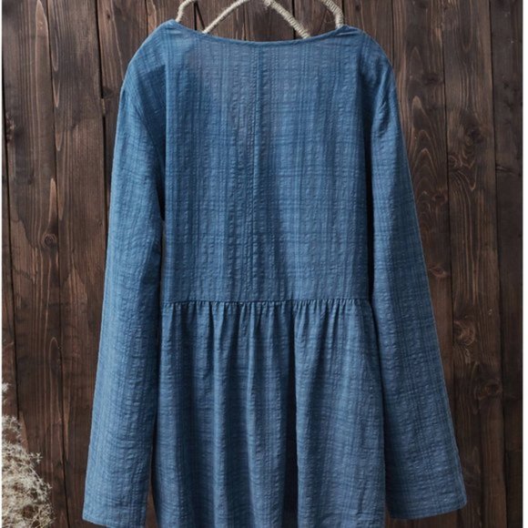 Peplum Hem Textured Blouse - Picture 2 of 5